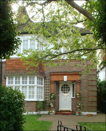 22 Rotherwick Road